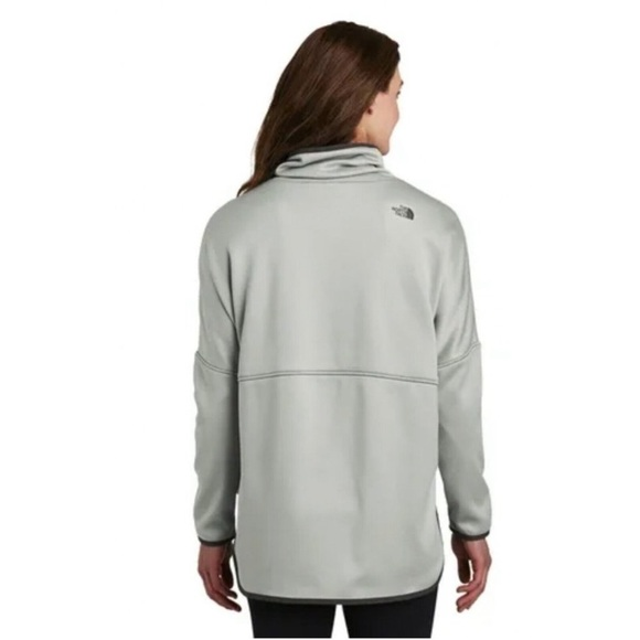 North Face Ladies Canyon Flats Stretch‎ Poncho Size S Womens Pullover - Picture 1 of 14